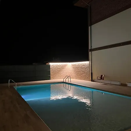 Duplex Con Piscina Y Parking Privado Διαμέρισμα Limpias